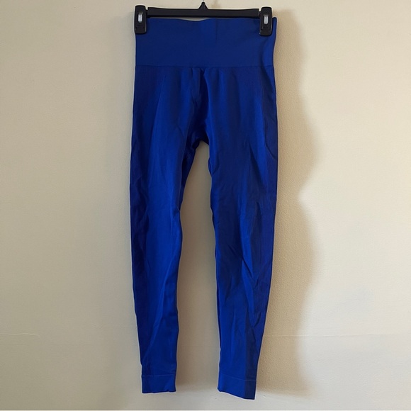 SET Active Blue 3 Piece Sculptflex Set Ribbed V Neck Bra + Box Cut Bra + Legging - Picture 11 of 15